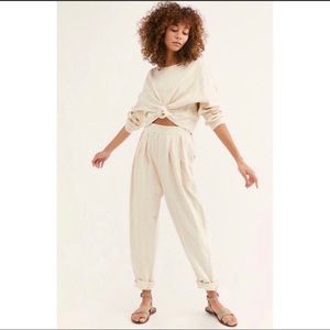 Free people cream set